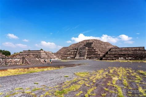 Mexican pyramids Stock Photos, Royalty Free Mexican pyramids Images ...