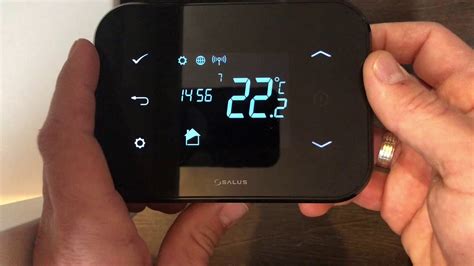 Cómo configurar la temperatura manualmente en el termostato salus IT500