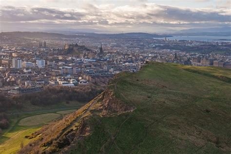 Spectacular Views Of Edinburgh From Arthurs Seat Stravaiging Around