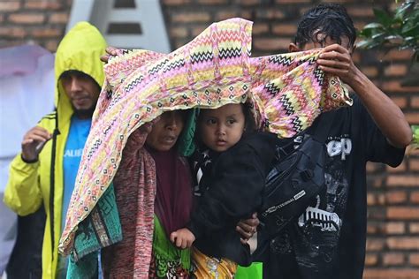 Pope Francis Prays For Indonesia Earthquake Victims Catholic News