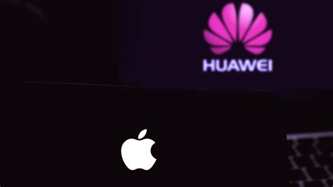 apple  huawei  battle   top spot  wrist worn device market