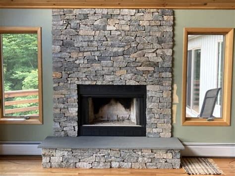 27 Modern Stone Veneer Fireplace Ideas Stoneyard®