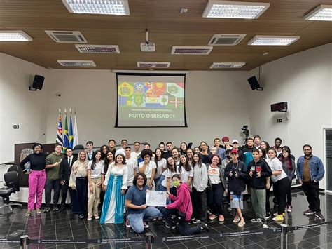 Estudantes de Cordeirópolis celebram o Bicentenário da Independência do