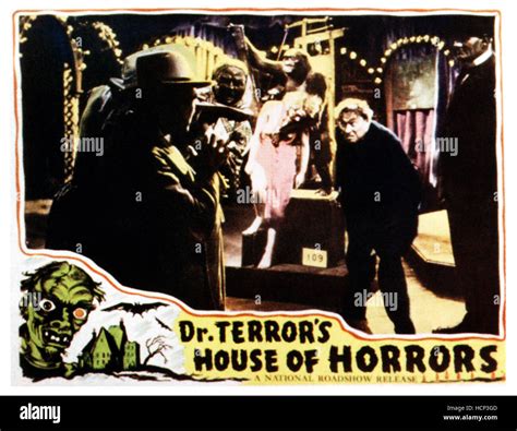 DR TERROR S HOUSE OF HORRORS Lobbycard 1943 Stock Photo Alamy