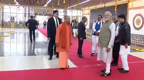 Pm Modi Inaugurates New Airport In Ayodhya Ahead Of Ram Temple