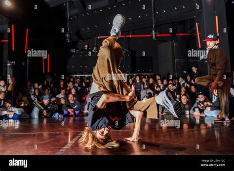 Competition international de Breakdance. | International competition of ...