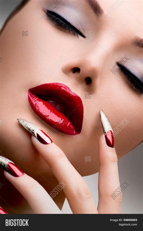 Fashion Model Girl Image & Photo (Free Trial) | Bigstock