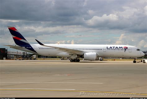 Pr Xtm Latam Airlines Brasil Airbus A350 941 Photo By K West Id 1090885