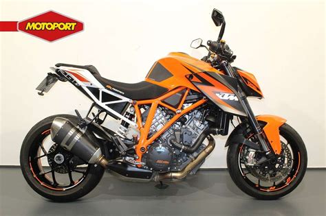 Ktm Super Duke R Naked In Oranje Gebruikt In Echt Voor