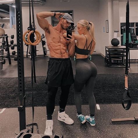 Pin By Eva On Daisy Keech Gym Couple Fit Couples