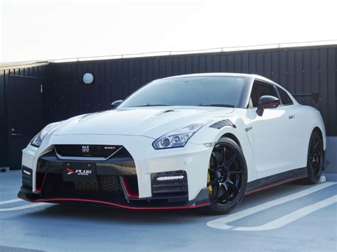 Nissan Gt R Nismo My Brilliant White Pearl Plus Sports