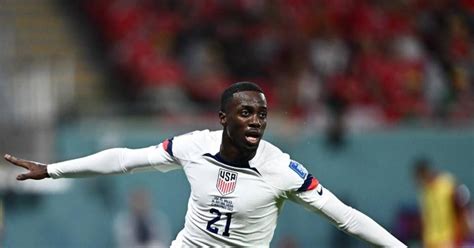 El gol histórico de Timothy Weah en el Estados Unidos Gales por el