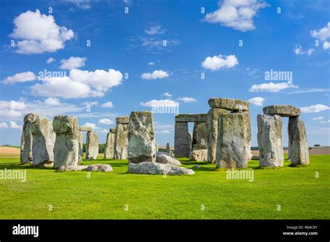 Neolithic stonehenge ancient monument stonehenge england Stonehenge ...