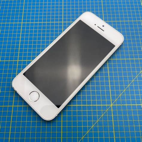 Apple Iphone S Gb White Unlocked A Gsm Ebay