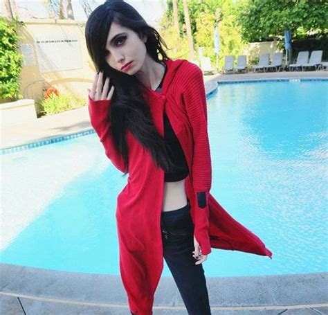 Eugenia Cooney Biography, Wiki, Age, Family, Net worth Facts 2022