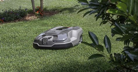 Best Automatic Robot Lawn Mowers (aka Roomba Lawn Mowers) of 2022