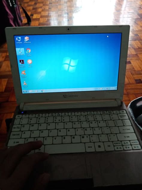 Gateway Netbook Lt Series Glacier White Computers Tech Laptops