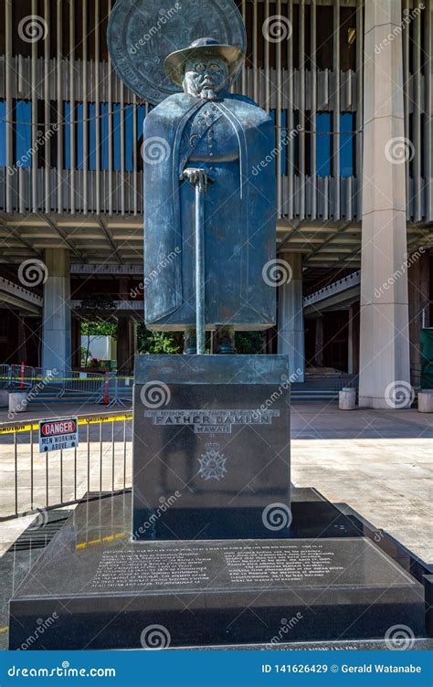 Hawaii State Capitol Father Damien Editorial Stock Image - Image of ...