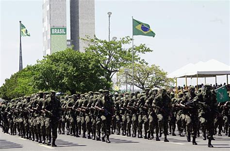 Brazilian army sends paratroopers to chaotic stateDefenceTalk.com | at ...