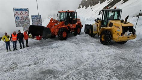 Rimossa La Neve In Quota Il Colle Dellagnello Riaprir Il Maggio