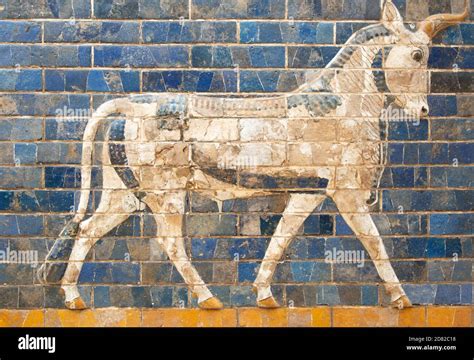 Sumerian Lion Hi Res Stock Photography And Images Alamy