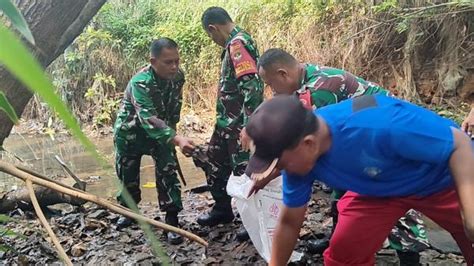 Koramil 05 Sawangan Dan Warga Bumi Sawangan Indah Kerja Bakti Cegah