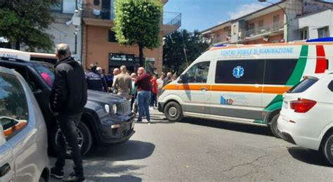 Ad Afragola Due Battesimi Finiscono In Una Sparatoria Cinque I Feriti