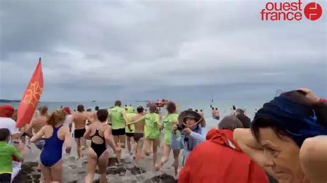 Bain De Mer Dinard Vid O Dailymotion