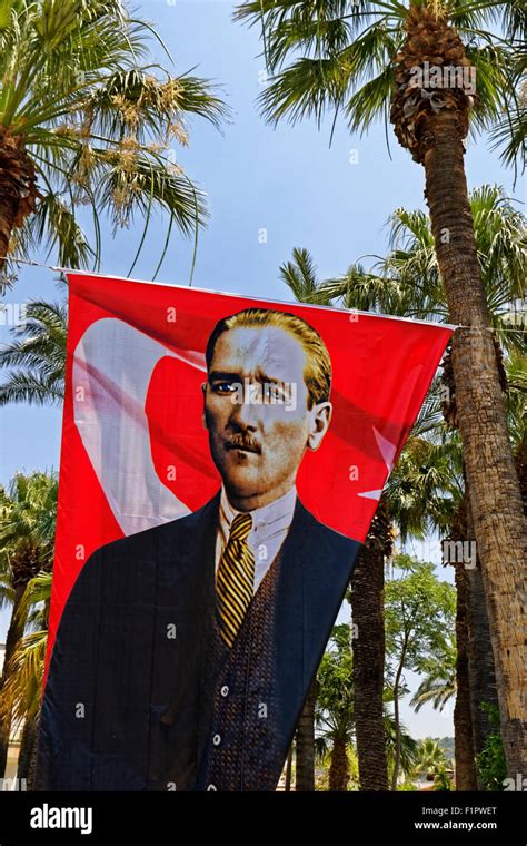 Kemal ataturk banner Fotos und Bildmaterial in hoher Auflösung Alamy