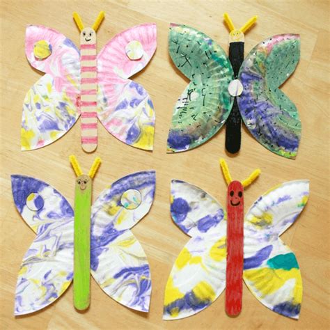 A Paper Plate Butterfly Craft - An Easy and Creative Idea for Kids!