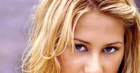 CELEBRITY MODELS NUDE Anna Kournikova