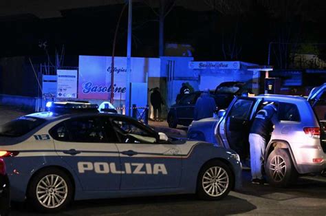 Omicidio Di Luigi Finizio In Un Distributore Di Benzina A Torpignattara