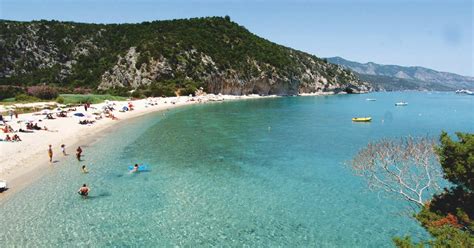 Isola Santo Stefano Almeno 21 Positivi Tra Le 475 Persone Bloccate Nel