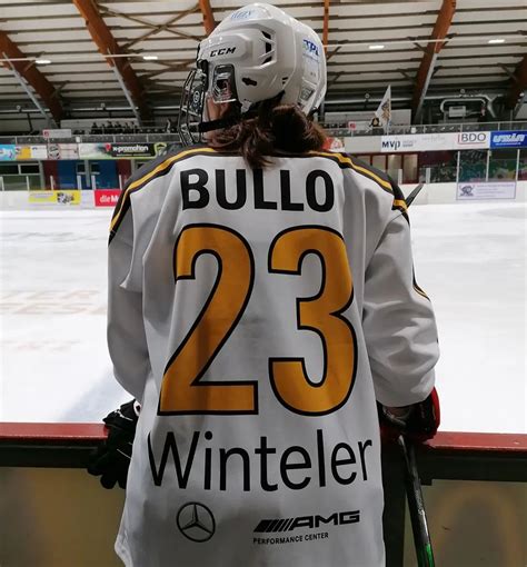 Tripletta Di Bullo E Le Ladies Volano Hockey Club Ladies Lugano