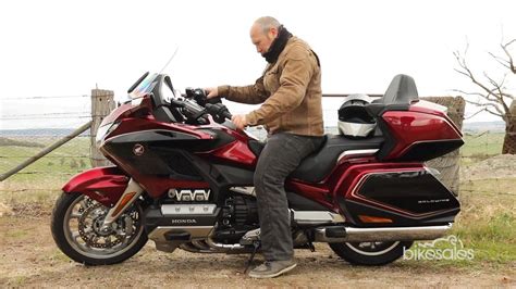 Honda Gl1800 Gold Wing Tour Dct 2021 Review Visordown Atelier Yuwa