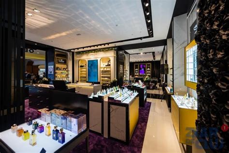 Obsentum Inaugurează Primul Boutique De Parfumerie Din Regiune La