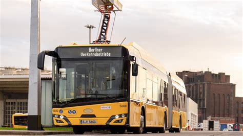 BVG 50 neue E Gelenkbusse für Berlin