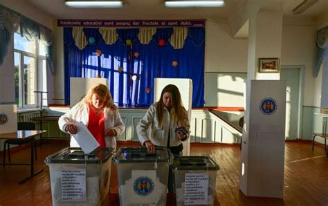 Moldova Presidential Election Second Round Taking Place November 3