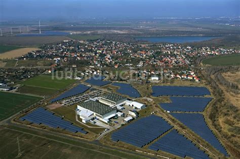 Luftbild Sandersdorf Brehna Werksgelände der MAGNA Powertrain Germany