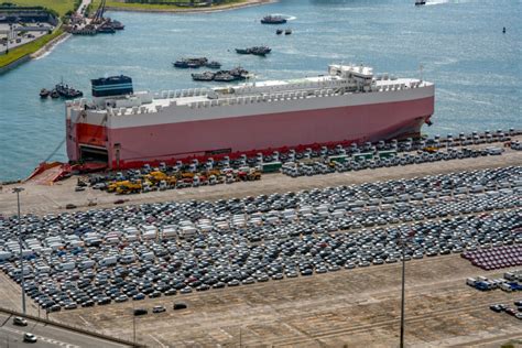 沖縄車両輸送株式会社｜沖縄への車両輸送は弊社にお任せ！