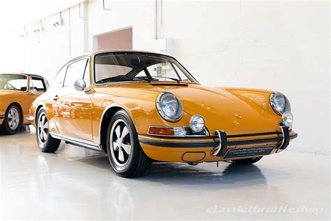 1968 Porsche 911 S Classic Throttle Shop