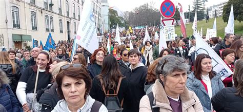 Manifesta Es Em Lisboa E No Porto Juntam Mil Docentes Fenprof