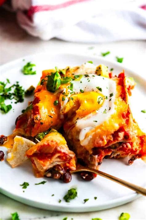 Cheesy Baked Huevos Rancheros Casserole Aberdeen S Kitchen