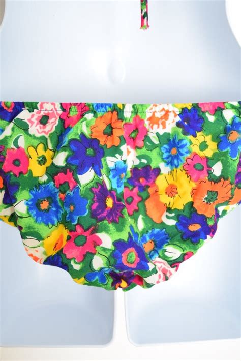 Vintage 60s Bikini Swimsuit Watercolor Floral Print T Gem