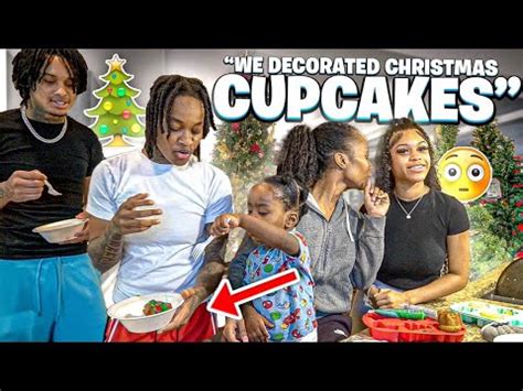 DECORATED CHRISTMAS COOKIES WITH TREMANI NUNI VLOGMAS DAY 3 YouTube