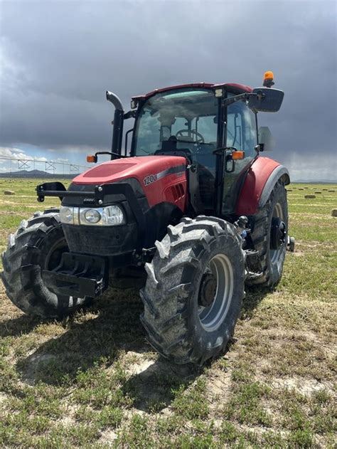 Case Farmall 120u