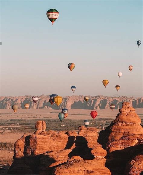 10 experiências emocionantes em AlUla para desfrutar viajando e