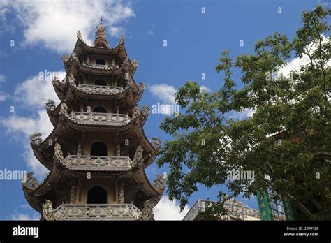 Pagoda in Vietnam Stock Photo - Alamy