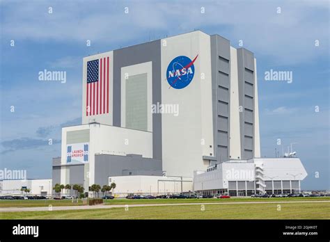 NASA Vehicle Assembly Building Stock Photo - Alamy