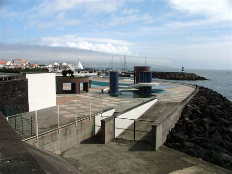 Piscinas Municipais De S O Pedro Ponta Delgada All About Portugal